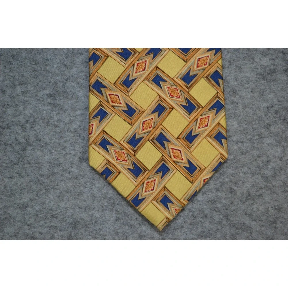 Burberrys of London Designer Neck Tie Mens Blue Yellow‎ Geometric Pure Silk